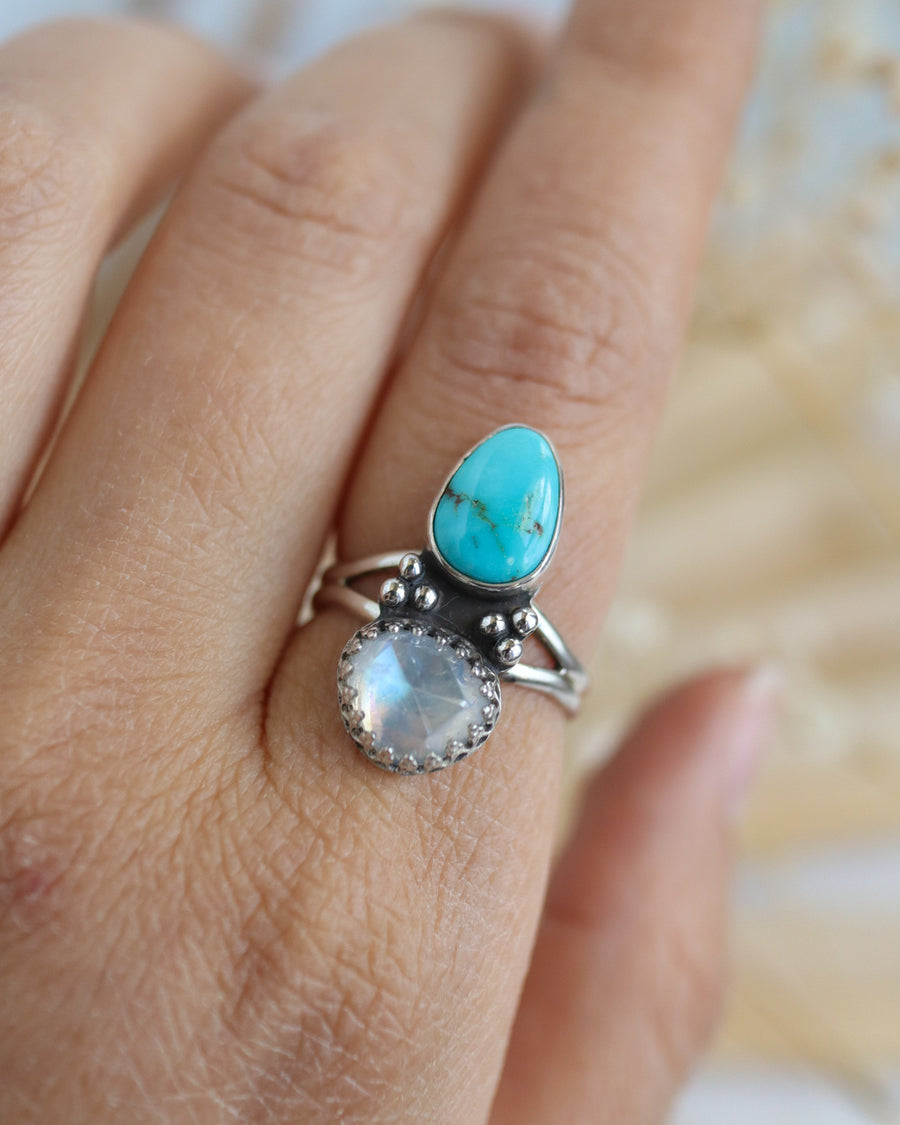 Size 7 • Turquoise + Moonstone ring